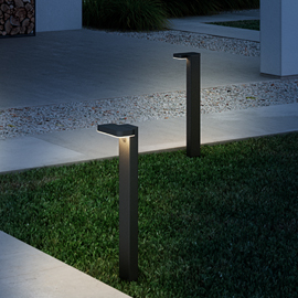 Rica Square Solar Spike Light